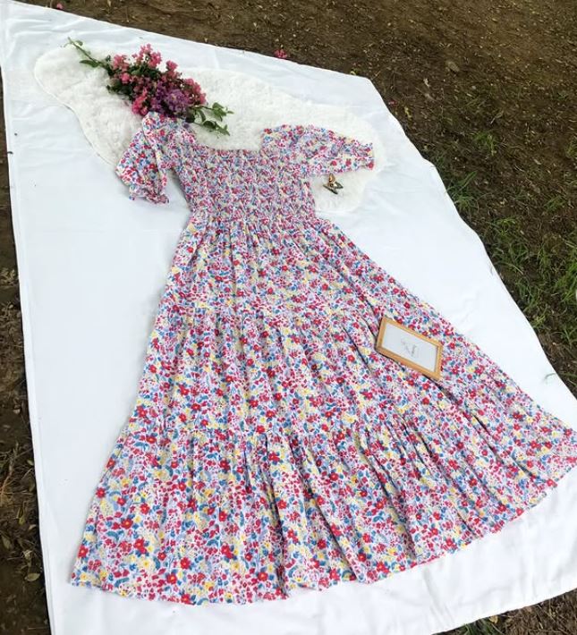 Breezy Bloom Chikan Kaari